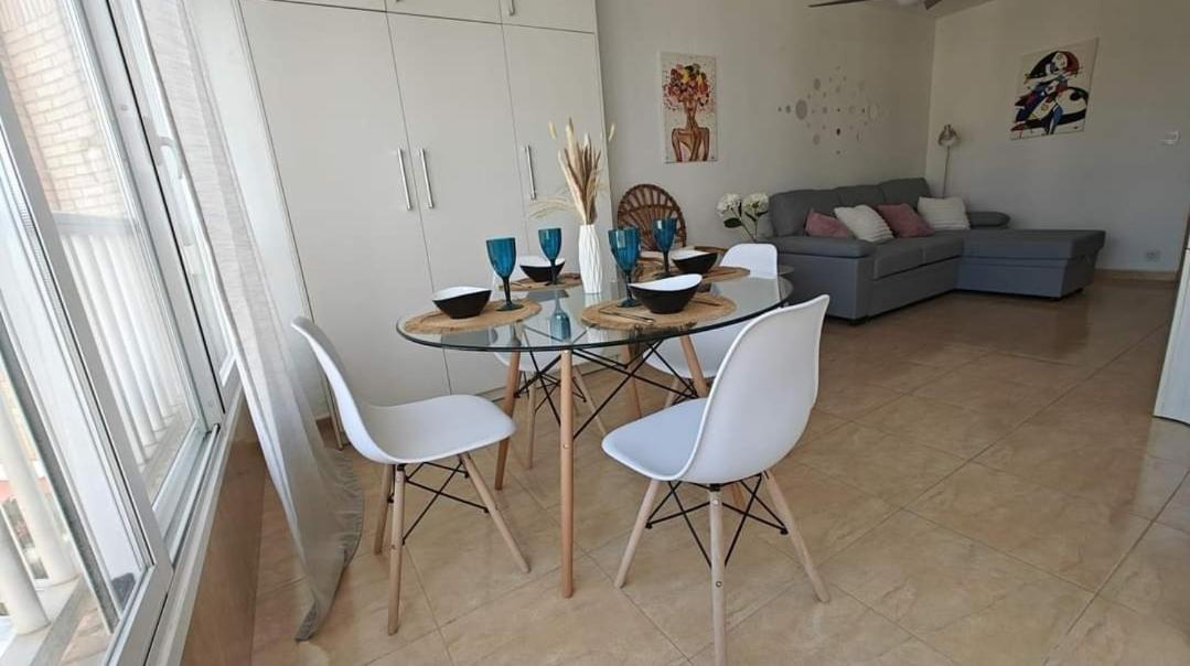 Brisas De Levante Benidorm Buitenkant foto