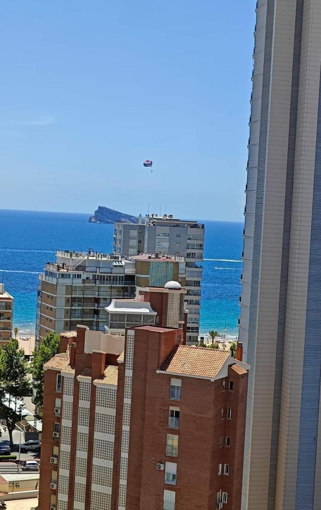 Brisas De Levante Benidorm Buitenkant foto
