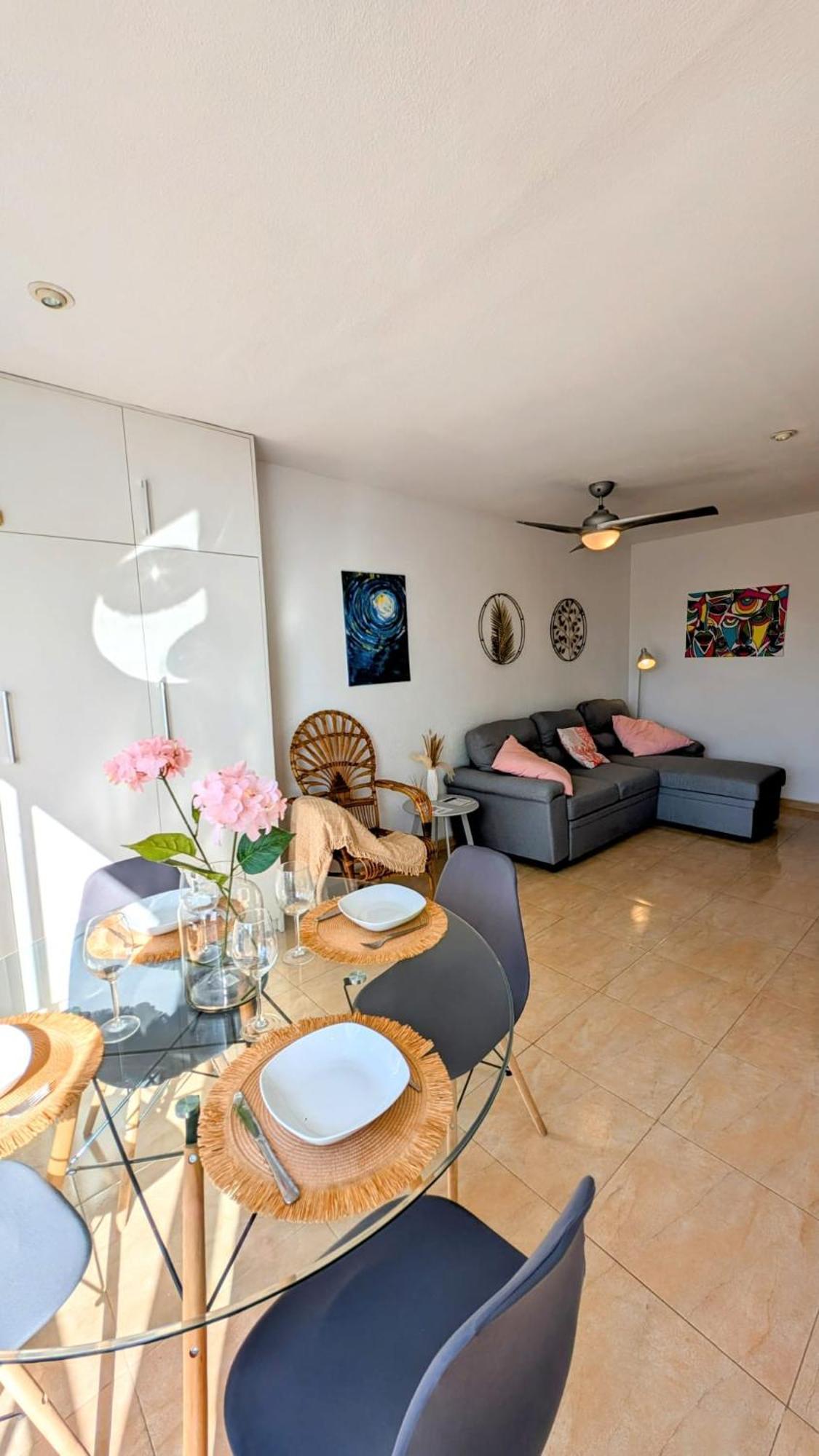Brisas De Levante Benidorm Buitenkant foto
